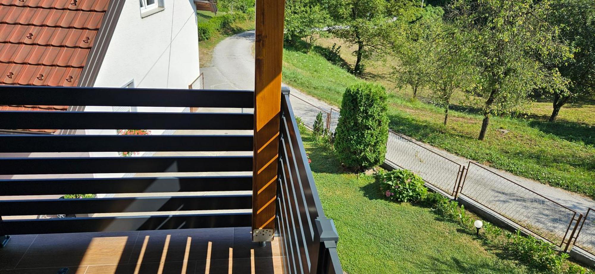Apartman M&M Duga Resa Exterior foto